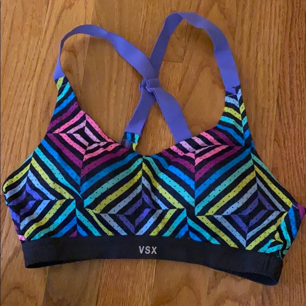 Sports bra